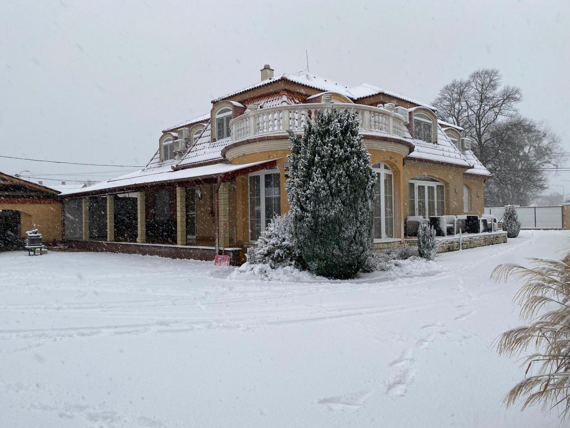Ambrozia Guesthouse Nagykanizsa Exterior foto