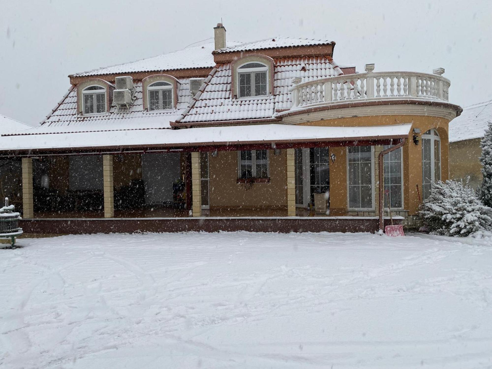 Ambrozia Guesthouse Nagykanizsa Exterior foto