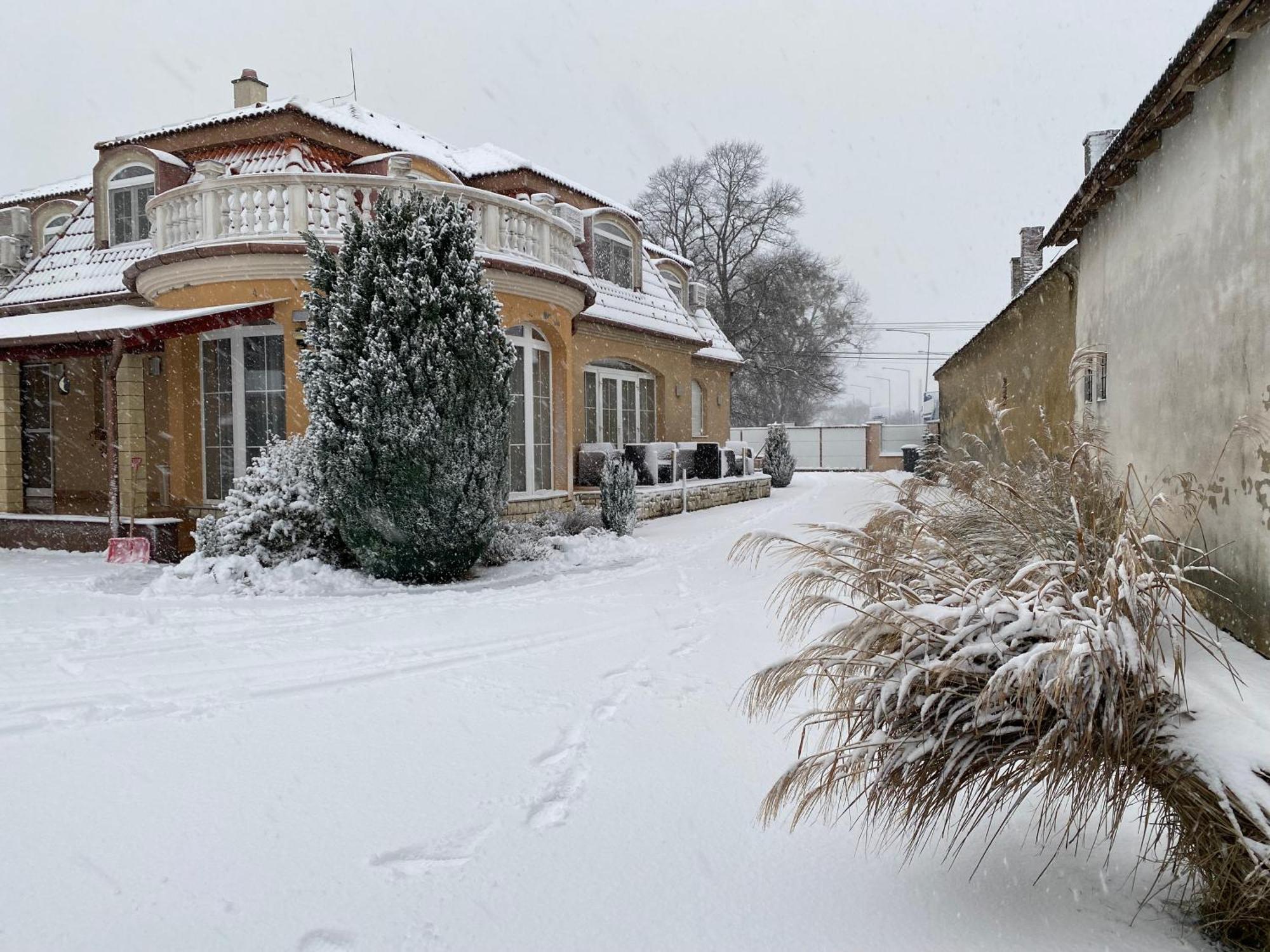 Ambrozia Guesthouse Nagykanizsa Exterior foto